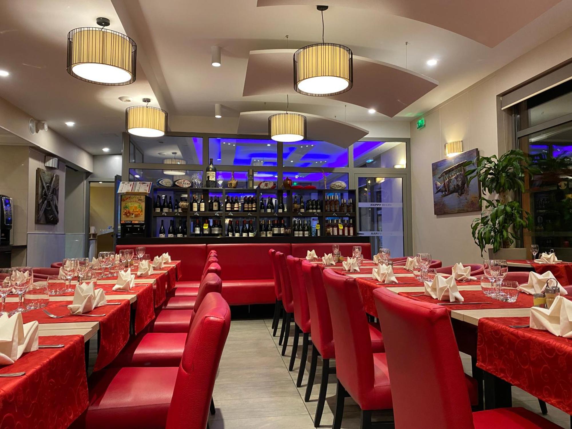 Brit Hotel Brive La Gaillarde - Restaurant La Limousine Malemort Zewnętrze zdjęcie