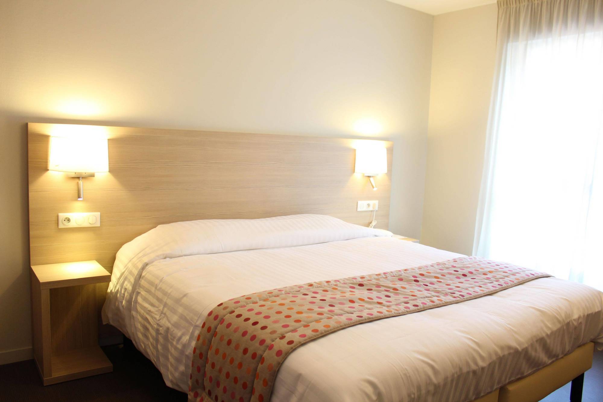 Brit Hotel Brive La Gaillarde - Restaurant La Limousine Malemort Zewnętrze zdjęcie